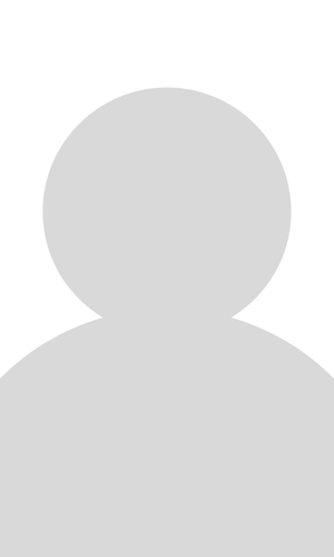 alt="Consultant HR Director Claire McIntosh"